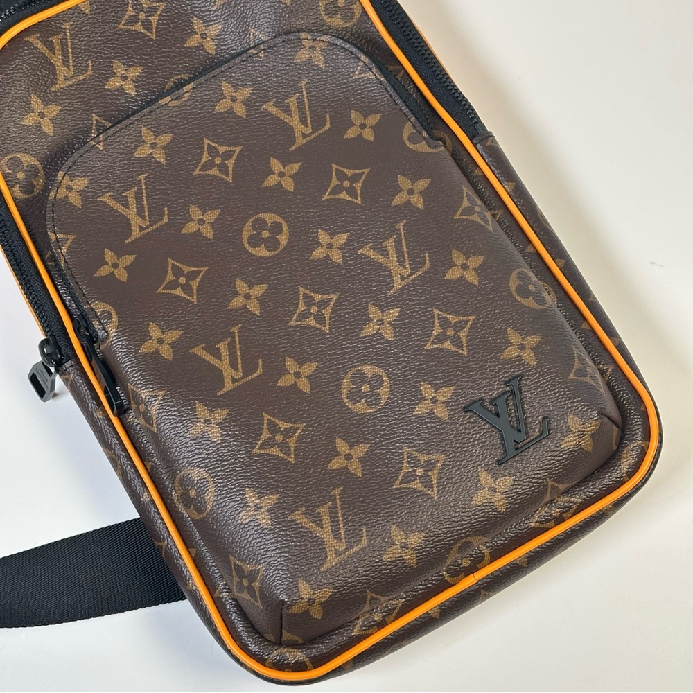 Louis Vuitton AVENUE SLINGBACK MONOGRAM MACASSAR ORANGE with Box and Dustbag - Picture 4 of 15